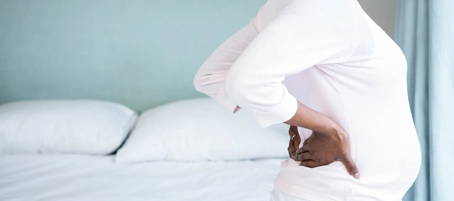 چرا در بارداری کمر درد میگیریم ؟