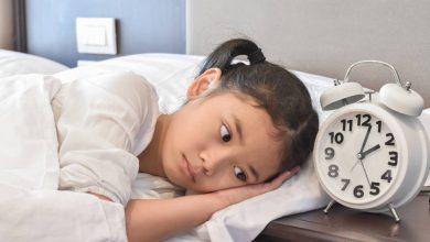 بی خوابی کودکان چه دلایلی دارد ؟ راه درمان