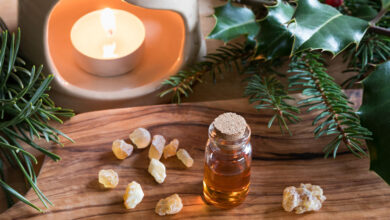 خواص روغن کندر در ناف