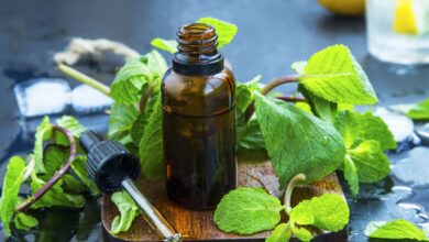 خواص روغن نعناع برای پوست