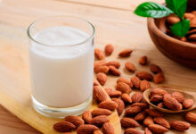 خواص شیر بادام برای کودکان