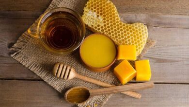 خواص موم عسل برای پوست