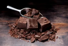 خواص شکلات تلخ برای پوست