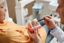 آیا می توان بعد از ایمپلنت دندان به فعالیت های معمول خود بازگشت؟