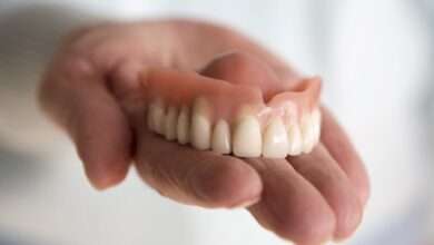 آیا دندان مصنوعی ممکن است تغییر شکل دهد؟