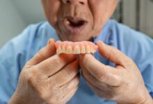 چرا ممکن است دندان مصنوعی باعث ناراحتی شود؟