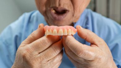 چرا ممکن است دندان مصنوعی باعث ناراحتی شود؟