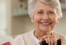 دندان مصنوعی ثابت بهتر است یا متحرک؟