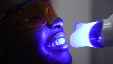 تفاوت بلیچینگ با لیزر و بلیچینگ معمولی چیست؟