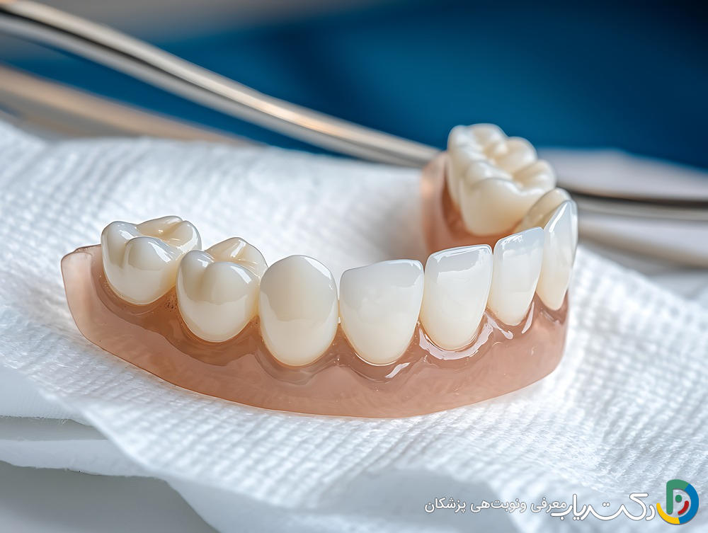 کدام برند دندان مصنوعی رنگ پذیری کمتری دارد؟