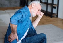 آیا پارکینسون درد دارد ؟ (چرایی و انواع شایع درد)