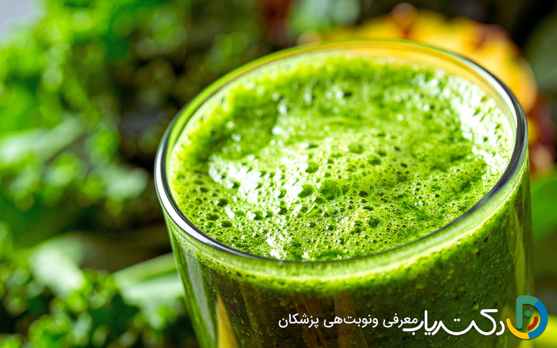 طرز تهیه اسموتی و سالاد با کلم پیچ